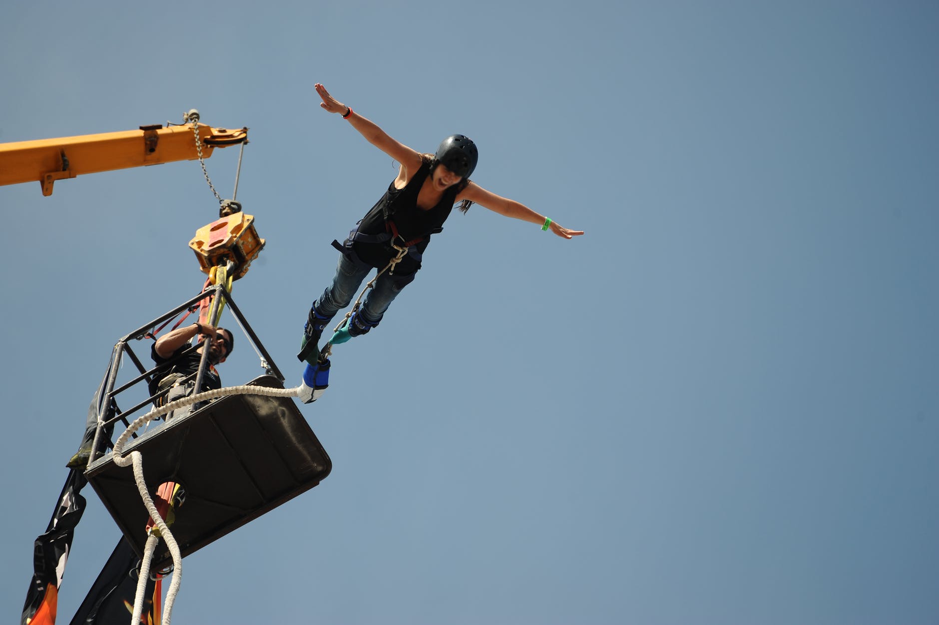 person doing bungee jumping